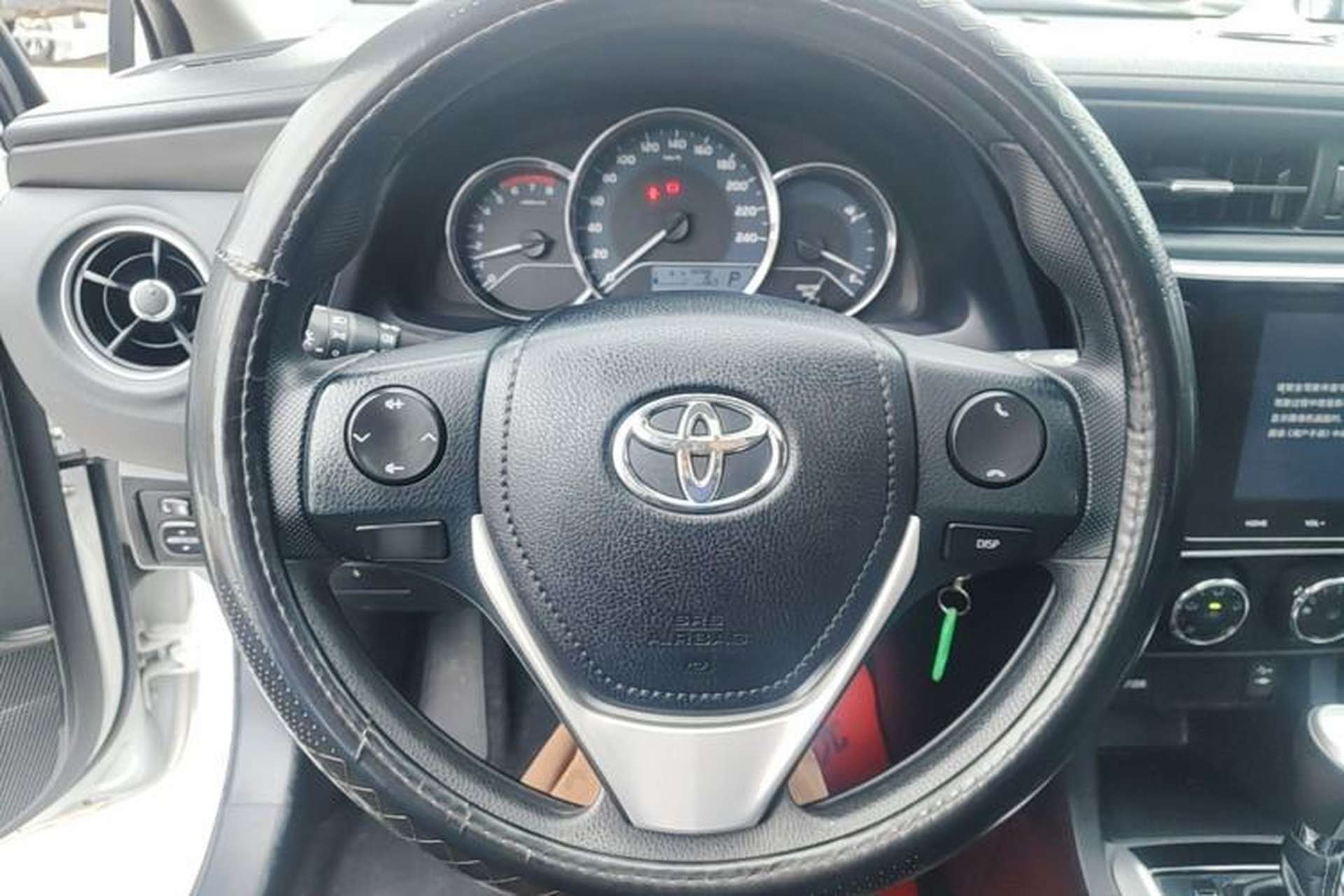 Used Toyota Levin 2017 Revised 185T CVT Elite Edition China V Standard Steering Wheel