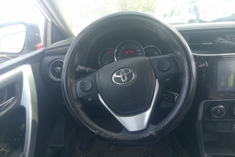 Used Toyota Levin 2017 Revised 185T CVT Elite Edition China V Standard Steering Wheel