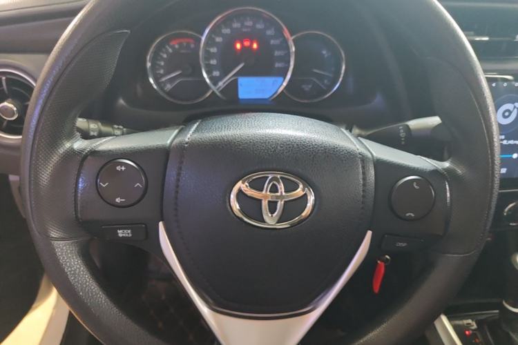 Used Toyota Levin 2017 Revised Version 185T CVT Elite Edition China VI Standard Steering Wheel