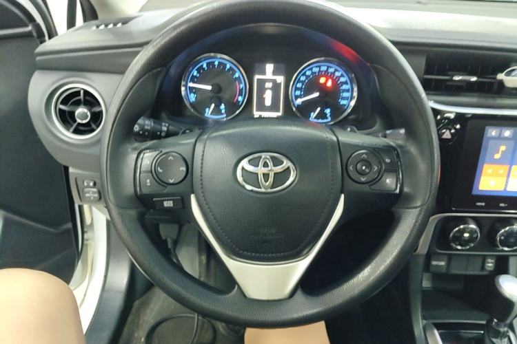 Used Toyota Levin 2017 Revised 1.8 GS CVT Elite Edition China V Standard Steering Wheel