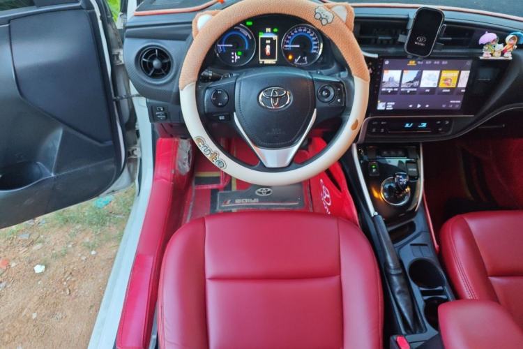 Used Toyota Levin 2017 Revised Dual-Engine 1.8H GS E-CVT Elite Sunroof Version China V Standard Steering Wheel