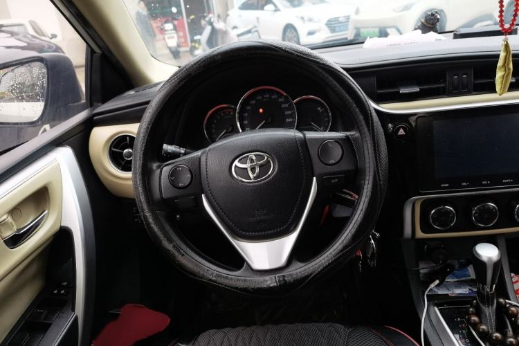 Used Toyota Levin 2017 Revised Version 185T CVT Elite Edition China VI Standard Steering Wheel
