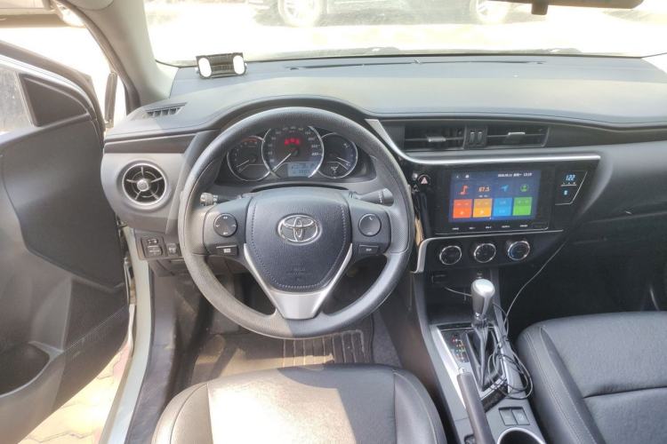 Used Toyota Levin 2017 Revised 185T CVT Elite Edition China V Standard Steering Wheel