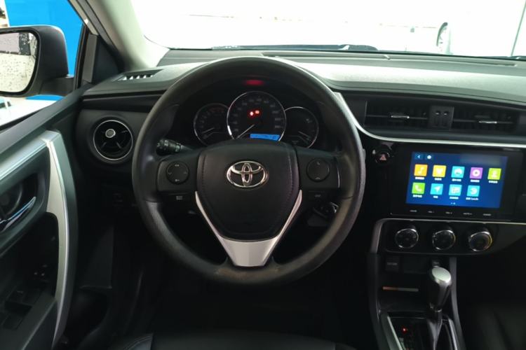Used Toyota Levin 2017 Revised 185T CVT Elite Edition China V Standard Steering Wheel