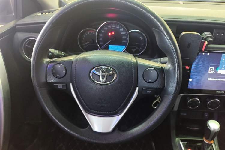 Used Toyota Levin 2017 Revised Version 185T CVT Elite Edition China VI Standard Steering Wheel