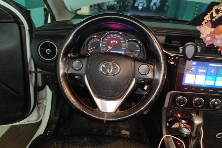 Used Toyota Levin 2017 Revised 185T CVT Elite Edition China V Standard Steering Wheel