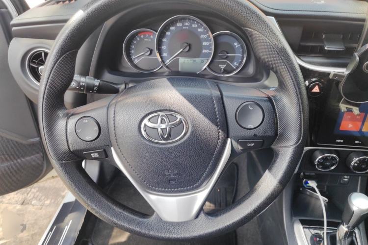 Used Toyota Levin 2017 Revised 185T CVT Elite Edition China V Standard Steering Wheel