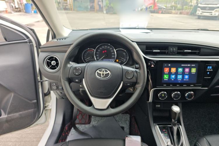 Used Toyota Levin 2017 Revised 185T CVT Elite Edition China V Standard Steering Wheel