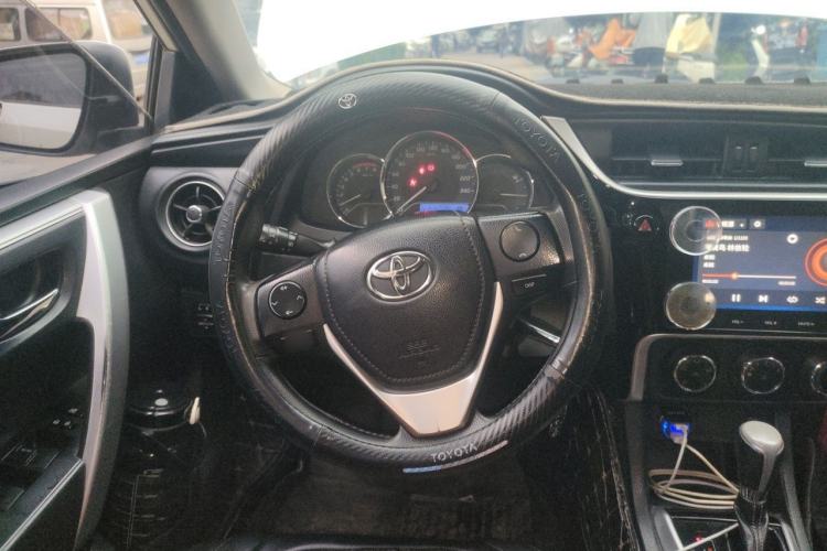 Used Toyota Levin 2017 Revised 185T CVT Elite Edition China V Standard Steering Wheel