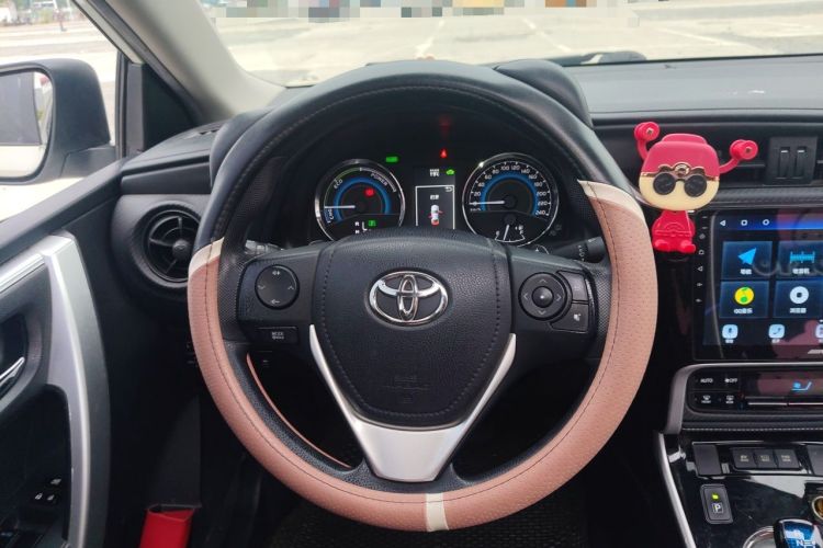 Used Toyota Levin 2017 Revised Dual-Engine 1.8H GS E-CVT Elite Sunroof Version China V Standard Steering Wheel