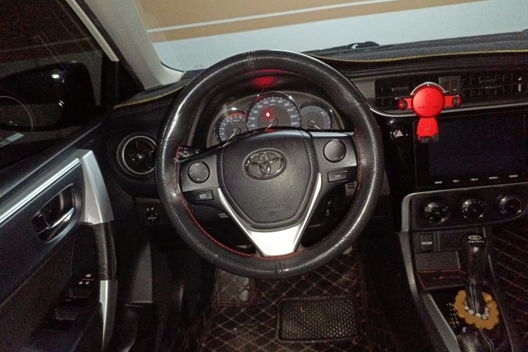 Used Toyota Levin 2017 1.2T V CVT Luxury Edition Steering Wheel