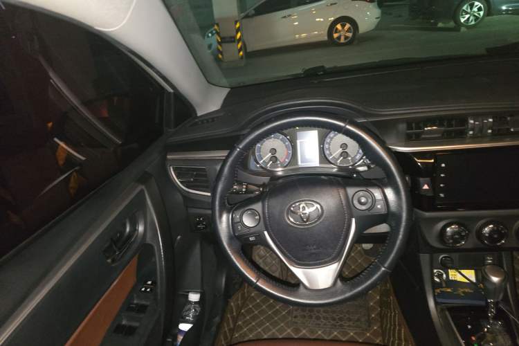 Used Toyota Levin 2017 1.8GS CVT Elite Edition Steering Wheel