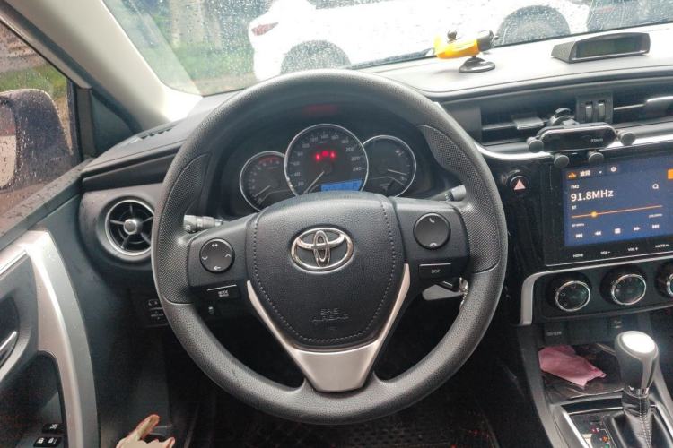 Used Toyota Levin 2017 Revised Version 185T CVT Elite Edition China VI Standard Steering Wheel