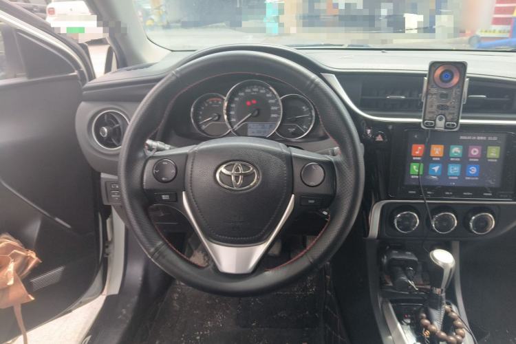 Used Toyota Levin 2017 Revised 185T CVT Elite Edition China V Standard Steering Wheel