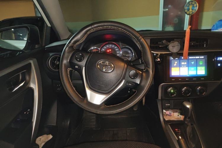 Used Toyota Levin 2017 Revised 185T CVT Elite Edition China V Standard Steering Wheel