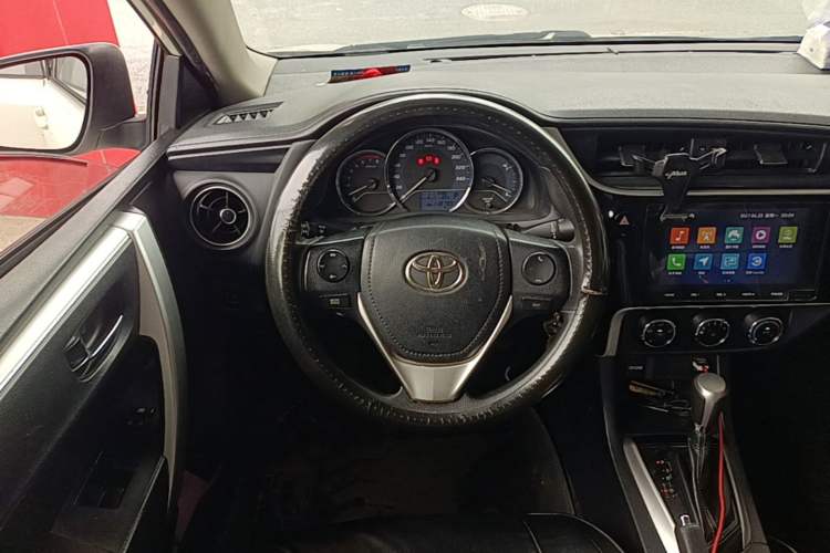Used Toyota Levin 2017 Revised 185T CVT Elite Edition China V Standard Steering Wheel