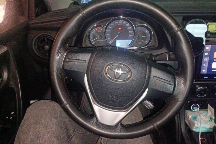 Used Toyota Levin 2017 Revised Version 185T CVT New Sharp Edition China VI Standard Steering Wheel