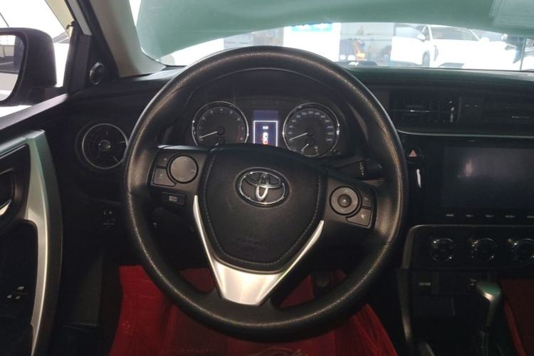 Used Toyota Levin 2017 Revised Version 1.8 GS-L CVT Leading Edition China V Standard Steering Wheel