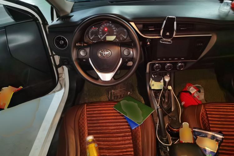 Used Toyota Levin 2017 Revised Version 185T CVT Elite Edition China VI Standard Steering Wheel