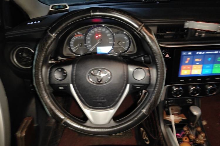 Used Toyota Levin 2017 Revised 185T CVT Elite Edition China V Standard Steering Wheel