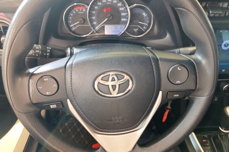 Used Toyota Levin 2017 Revised Version 185T CVT Elite Edition China VI Standard Steering Wheel
