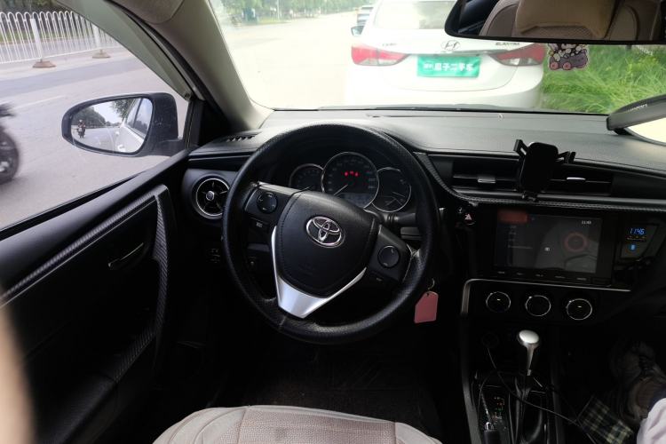 Used Toyota Levin 2017 Revised 185T CVT Elite Edition China V Standard Steering Wheel