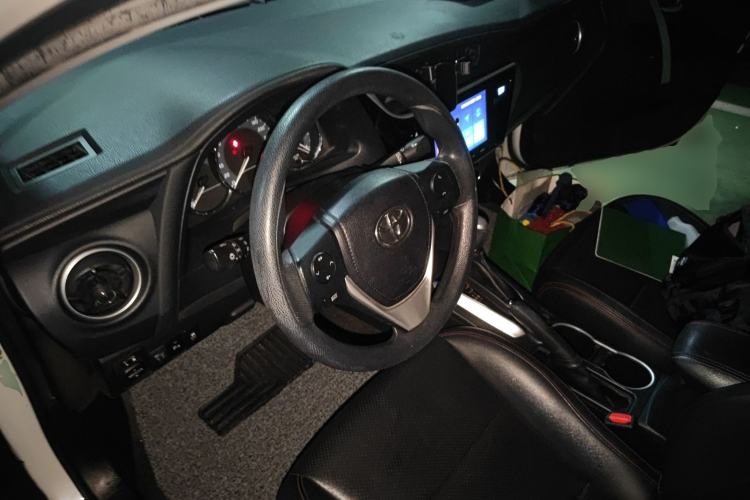 Used Toyota Levin 2017 Revised 185T CVT Elite Edition China V Standard Steering Wheel