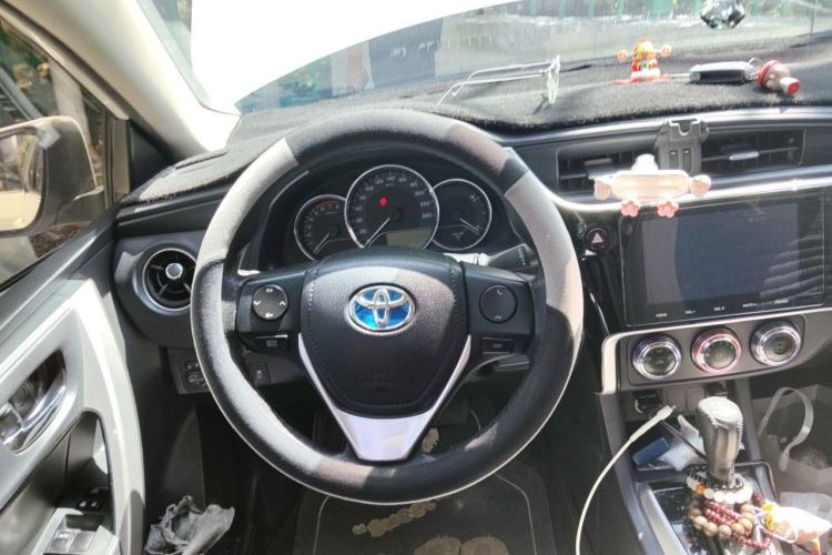 Used Toyota Levin 2017 Revised Version 185T CVT Elite Edition China VI Standard Steering Wheel