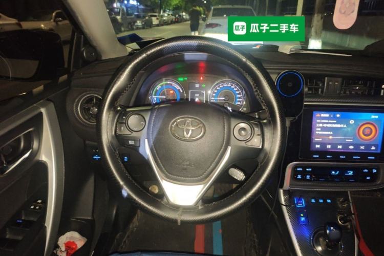 Used Toyota Levin 2017 Revised Dual-Engine 1.8H V E-CVT Luxury Edition China V Standard Steering Wheel