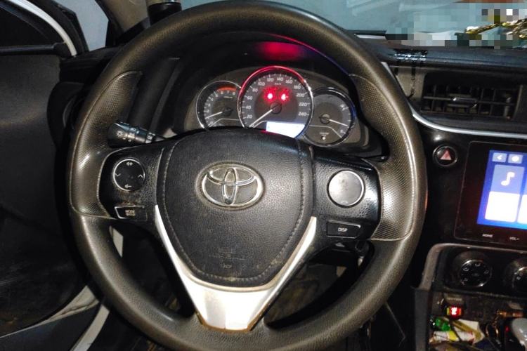 Used Toyota Levin 2017 Revised 185T CVT Elite Edition China V Standard Steering Wheel