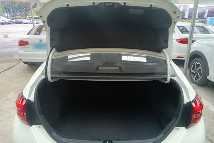Used Toyota Levin 2017 Revised 185T CVT Elite Edition China V Standard Trunk