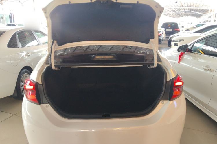 Used Toyota Levin 2017 Revised 185T CVT Elite Edition China V Standard Trunk