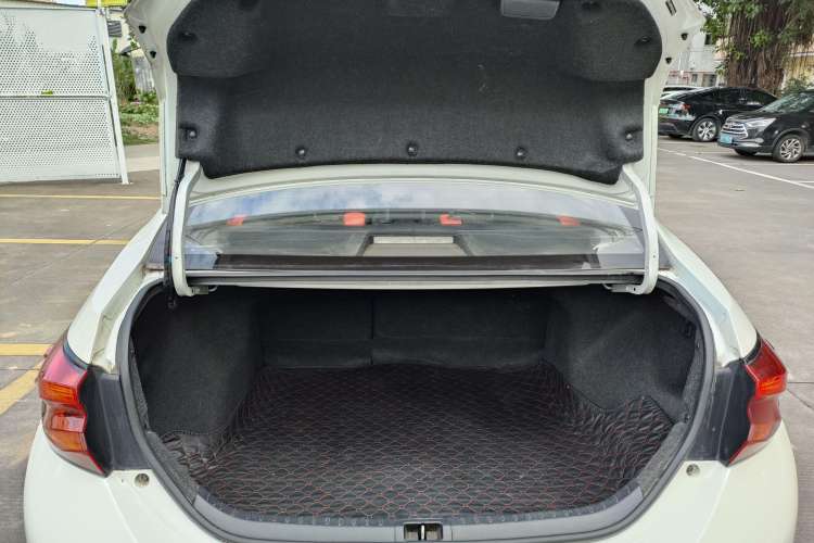 Used Toyota Levin 2017 Revised Version 185T CVT Elite Edition China VI Standard Trunk