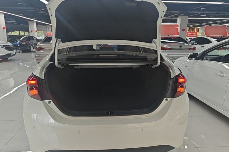 Used Toyota Levin 2017 Revised 185T CVT Elite Edition China V Standard Trunk