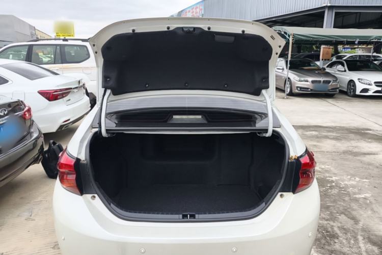 Used Toyota Levin 2017 Revised Dual-Engine 1.8H GS E-CVT Elite Sunroof Version China V Standard Trunk