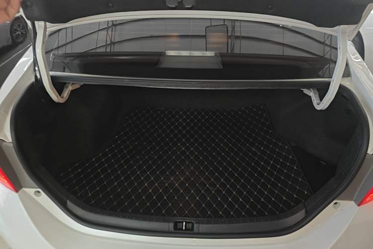 Used Toyota Levin 2017 1.2T G CVT Elite Edition Trunk