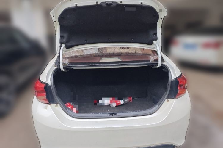 Used Toyota Levin 2017 Revised Dual-Engine 1.8H GS E-CVT Elite Sunroof Version China V Standard Trunk