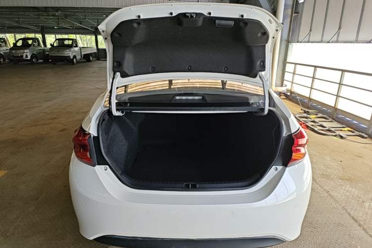 Used Toyota Levin 2017 Revised 185T CVT Elite Edition China V Standard Trunk