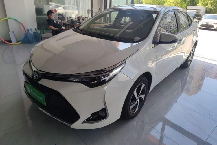 Used Toyota Levin 2017 Revised 185T CVT Elite Edition China V Standard Guazi used car, China used car export, Used car for sale, Used cars, Cheapest cars for sale