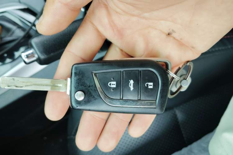 Used Toyota Levin 2017 Revised 185T CVT Elite Edition China V Standard Vehicle Key