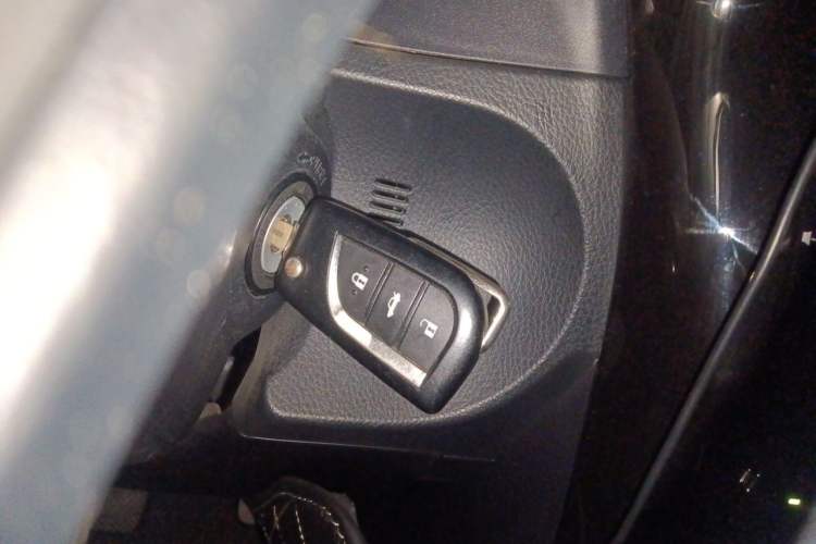 Used Toyota Levin 2017 Revised 185T CVT Elite Edition China V Standard Vehicle Key