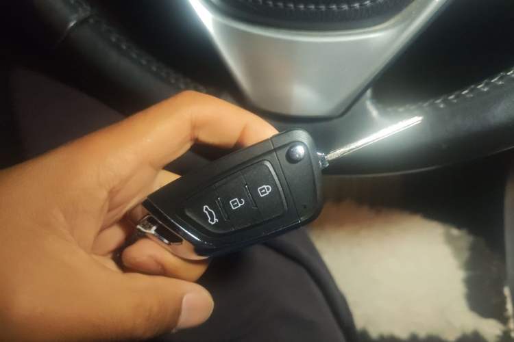 Used Toyota Levin 2017 Revised 185T CVT Elite Edition China V Standard Vehicle Key