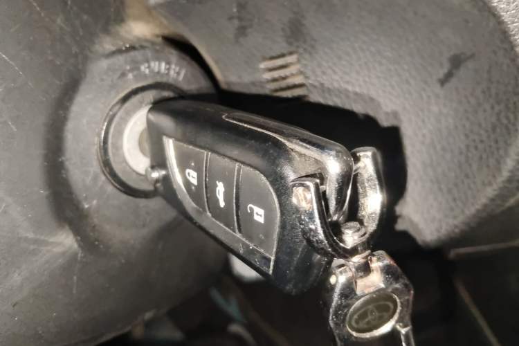 Used Toyota Levin 2017 Revised Version 185T CVT Elite Edition China VI Standard Vehicle Key