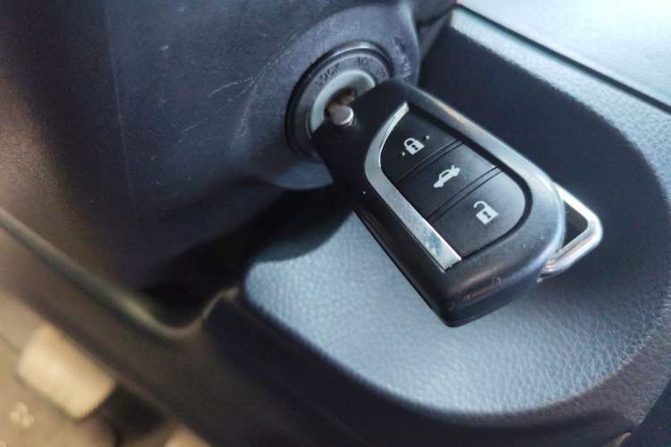 Used Toyota Levin 2017 Revised 185T CVT Elite Edition China V Standard Vehicle Key