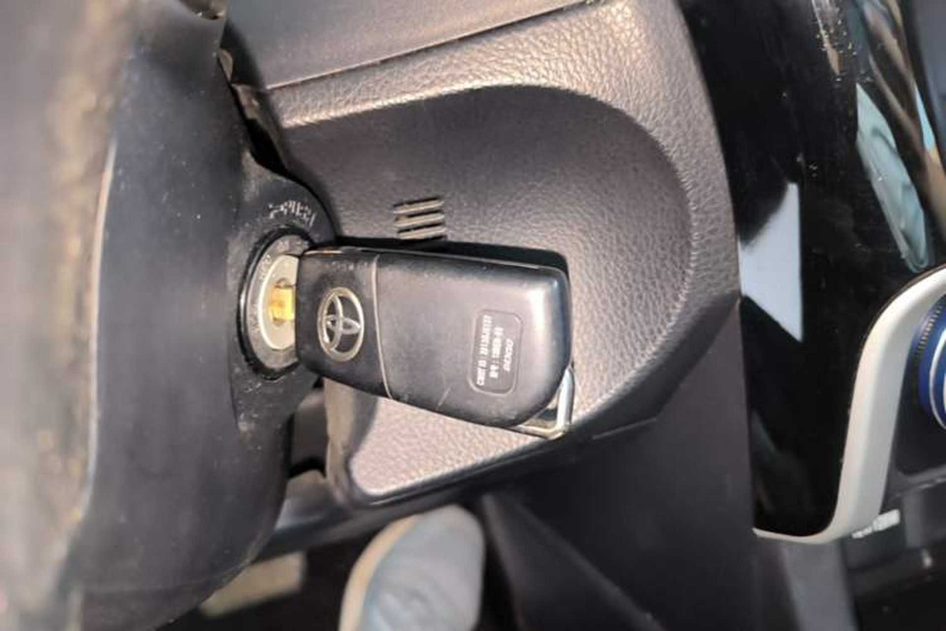 Used Toyota Levin 2017 Revised 185T CVT Elite Edition China V Standard Vehicle Key