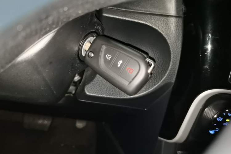 Used Toyota Levin 2017 Revised Version 185T CVT Elite Edition China VI Standard Vehicle Key