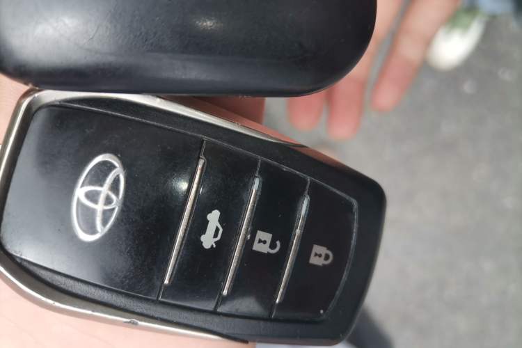 Used Toyota Levin 2017 Revised 185T CVT Elite Edition China V Standard Vehicle Key