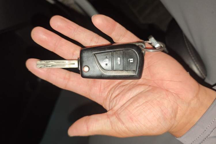 Used Toyota Levin 2017 Revised 185T CVT Leading Edition China V Standard Vehicle Key