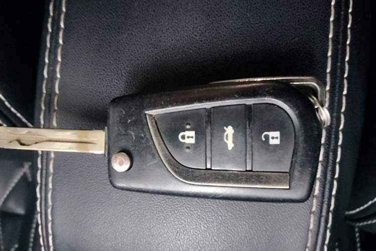 Used Toyota Levin 2017 Revised 185T CVT Elite Edition China V Standard Vehicle Key