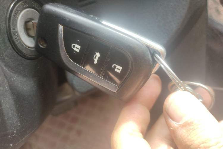 Used Toyota Levin 2017 Revised 185T CVT Elite Edition China V Standard Vehicle Key
